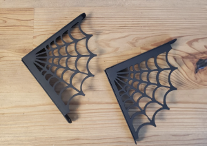 Metal Spider Web Shelf Bracket Set (2) 7″